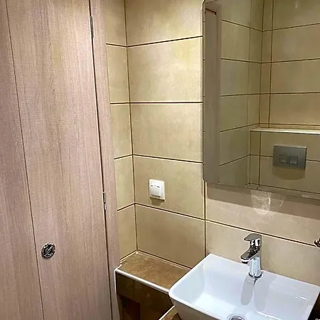فندق Filoxenia سكوتينا