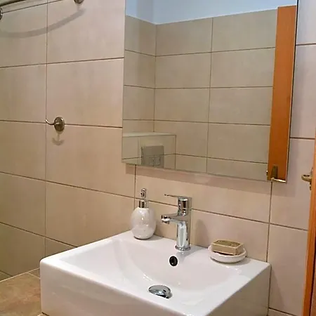 Filoxenia Hotel *